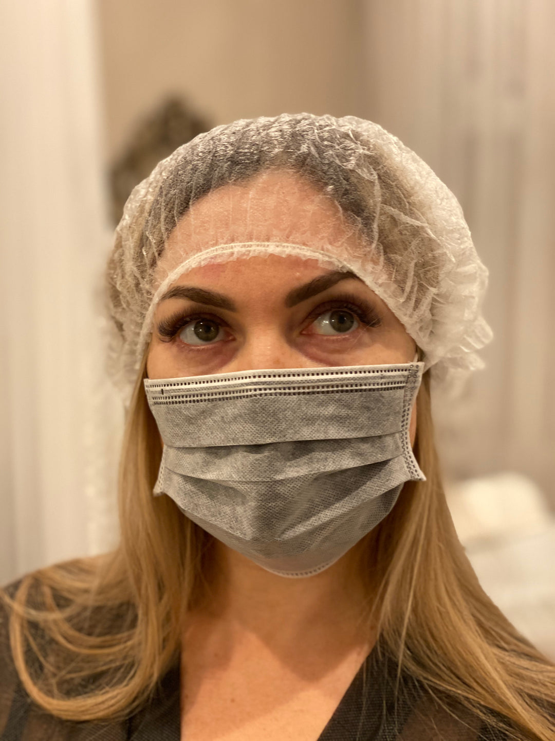 Disposable Bouffant Caps, 100 count